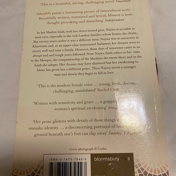 Novel/Book: Minaret - Picture 3 of 6